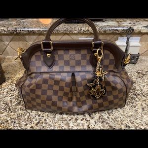 LV Damier Ebene Trevi PM